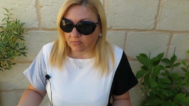 какую одежду ФРАНЦУЖЕНКА никогда не наденет / ТОПЛЕС после 60 смотреть онлайн