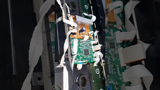 teclado psr s650  defeito não  desliga no botão de power mais pode ser  defeito de não ligar!