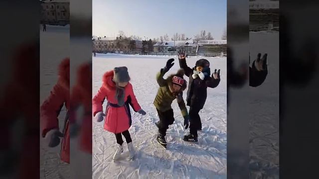 Жизня в небольшом поселке на Дальнем Востоке🌏Да прибудет с вами сила💪Ребят всех с Наступающим!🎅 смотреть онлайн