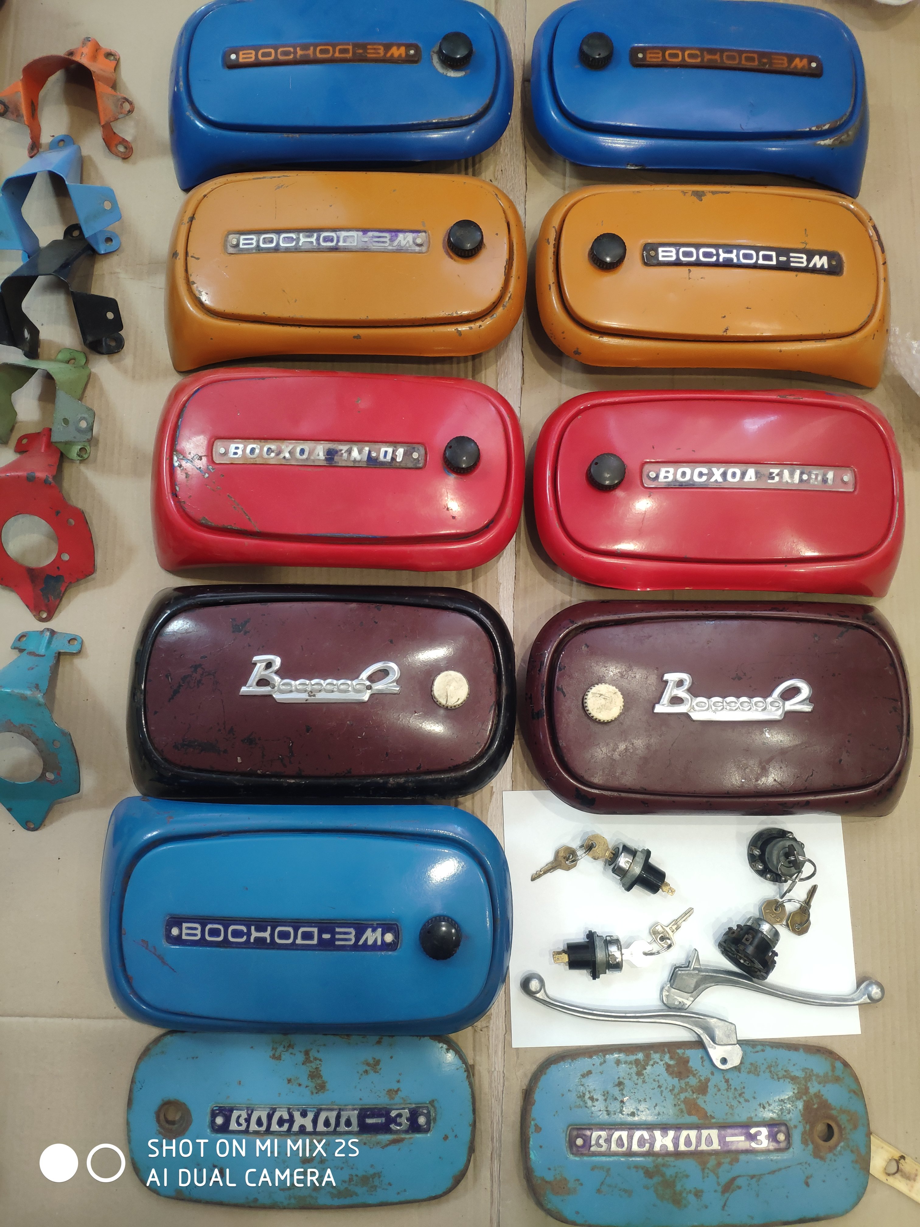 Бардачки в сборе для разных моделей мотоциклов Восход смотреть онлайн