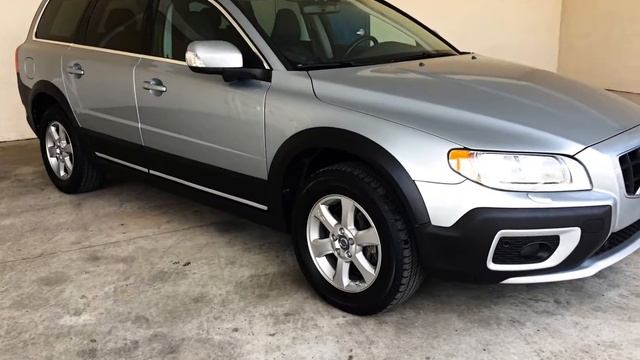 2010 VOLVO XC70 AWD смотреть онлайн