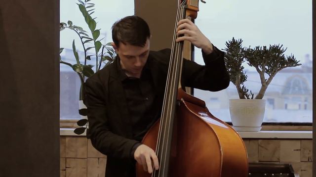 Once In A While (Michael Edwards) - Jazz Classic Trio смотреть онлайн