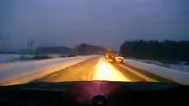 Свердловская область:Автомобиля 03.12.2015,Нижний Тагил - Кушва смотреть онлайн