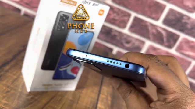 Redmi Note 11 6GB/128GB Blue Warranty till 15th May’23 Good Condition смотреть онлайн