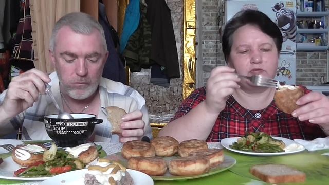 MUKBANG RUSSIA|ФАСОЛЕВЫЙ СУП|РЫБНЫЕ КОТЛЕТЫ ИЗ ГОРБУШИ|ФАСУЛЬЕ|ОВОЩИ ПО_ТУРЕЦКИ|КОМПЛЕКСНЫЙ ОБЕД