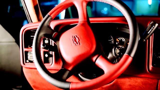 Демонстрация работы по перетяжке салона кожей (было - стало) смотреть онлайн