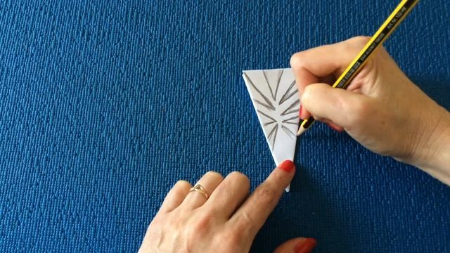 DIY. Как красиво вырезать снежинку на Новый Год. Снежинка своими ркеами. SNOWFLAKЕ.#снежинкиизбумаг смотреть онлайн