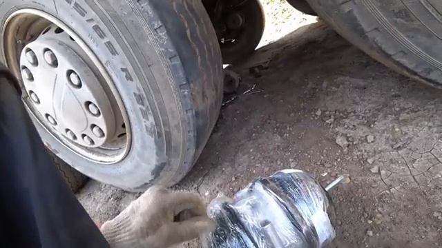 День ремонта Volvo FH. Кран уровня пола Вольво ФШ. Ремонт Айшифт (I-shift). Энергоаккумулятор Kogel смотреть онлайн