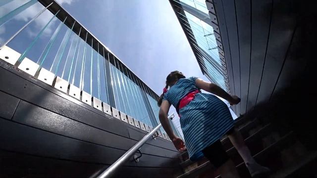 Первый раз в МОСКВА СИТИ! Деньги на ветер акция Битва Пломбиров Чистая Линия смотреть онлайн