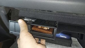 AUDI Q5 2013 снятие бардачка