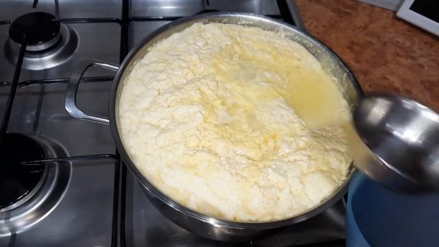 Корт/Как приготовить домашний корт- топленый красный творог?/Кызыл эремчек. смотреть онлайн