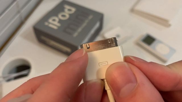 #TrowbackThursday: iPod mini Unboxing & Review from 2004! смотреть онлайн