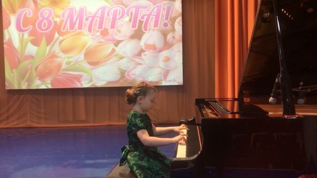 Пономарёва Валерия, 7 лет, п.Туртас, Н. Торопова "Смешная полька" смотреть онлайн