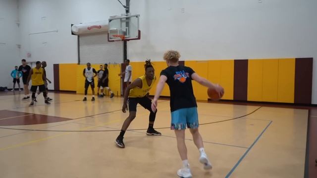 He Called Me Out On Twitter So I WENT OFF! 56 Point Game! Men's League Basketball! смотреть онлайн