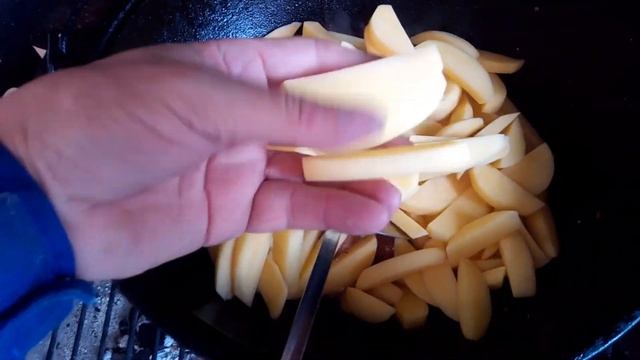 Жаркое из куриных ножек с картофелем смотреть онлайн