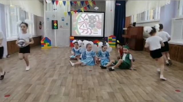 Агитбригада по безопасности детского сада№97 г. Чебоксары смотреть онлайн