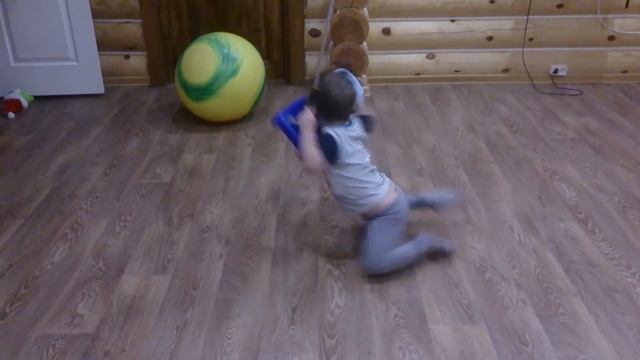 Качели в деревянном доме смотреть онлайн