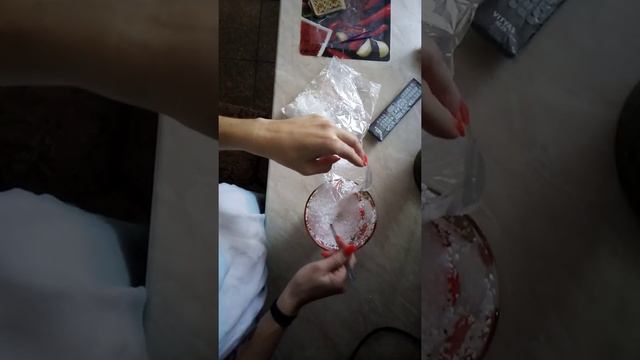 Воздушные шарики из пенопласта... смотреть онлайн