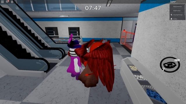 ESCAPING THE SHOPPING MALL FROM PIGGY | Piggy Chapter 10 | Roblox смотреть онлайн