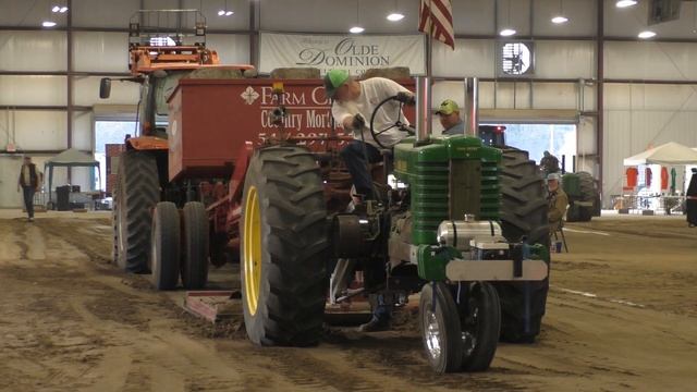 Classic Horsepower! 6,000lb. Charity Tractor Pull At Chatham смотреть онлайн