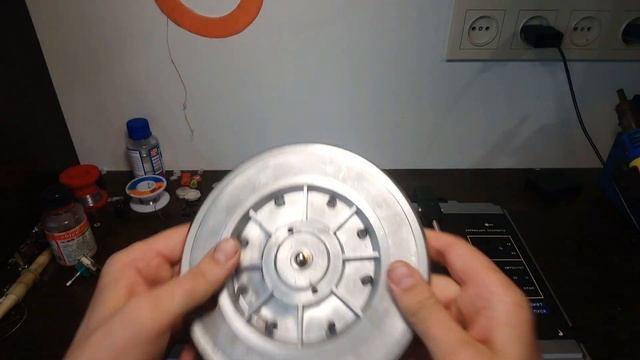 Волна-307С-1. Ремонт переносного электрофона. смотреть онлайн