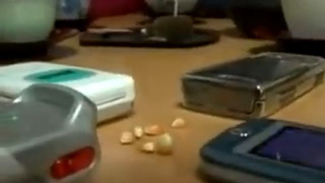 Жарим попкорн от телефонов .... смотреть онлайн