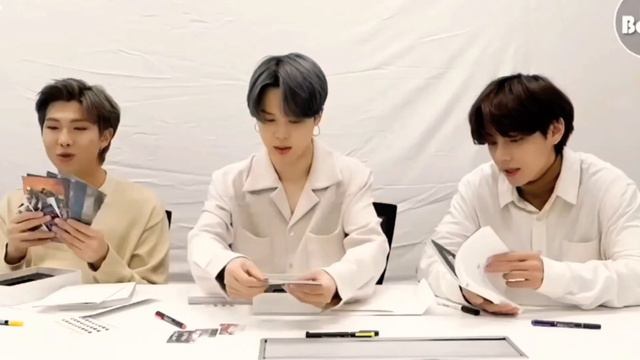 бтс рвут свой альбом на протяжении 2 минут смотреть онлайн