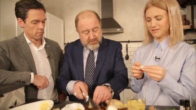 Как не болеть зимой. Ингаляция и чеснок смотреть онлайн