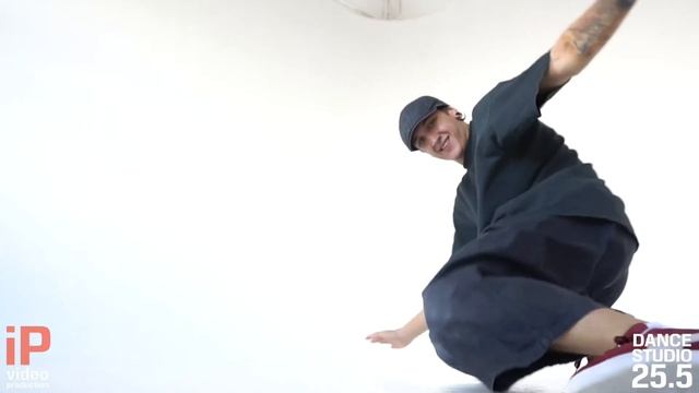 House dance by Mike Aaren || Dance Studio 25.5 смотреть онлайн