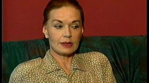ПОРТРЕТ АКТРИСЫ. ЛЮДМИЛА ЧУРСИНА. 2000.