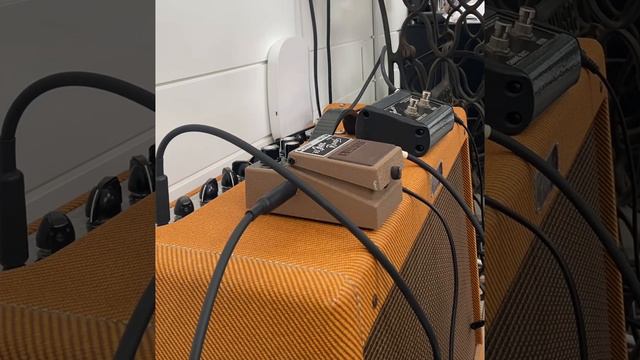 Fender Reverb Pedal смотреть онлайн