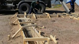 Как правильно заложить фундамент