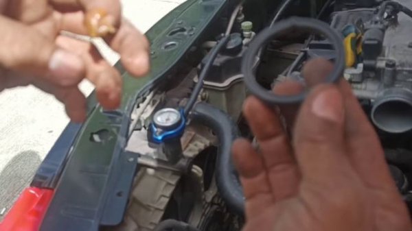 Installing thermostat and Replace Valve Cover gasket kia picanto