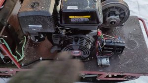 Центробежный регулятор на двигателе мотособаки не дает работать на холостом ходу. В чем причина?