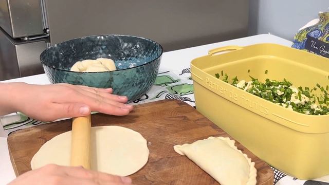 Гёш-нан. Уйгурские жареные лепешки с джусаем и яйцом смотреть онлайн