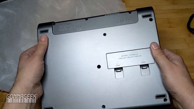 Zoom PodTrak P8 Unboxing (with Physical Comparison To Zoom LiveTrak L-8)