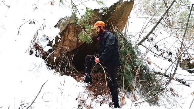 winter bushcraft shelter / solo Camping/survival in snow wild Forest/jungle survival/ snow Camping смотреть онлайн