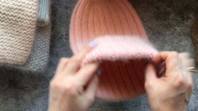 САМЫЕ АКТУАЛЬНЫЕ МОДЕЛИ ШАПОК, СНУДОВ, РУКАВИЧЕК ИЗ ПУХА НОРКИ ! ТОП МАСТЕР-КЛАССЫ! смотреть онлайн