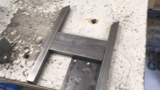 Delage 15-S-8 Modern Build 13- PEDALS (part 1) смотреть онлайн