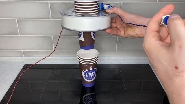 Автоматический диспенсер стаканов. Automatic Cup Dispenser. смотреть онлайн