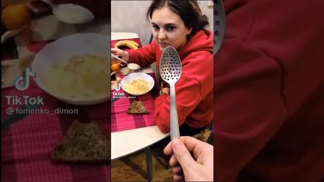 Зачем петухам на зоне ложки пробивали? смотреть онлайн