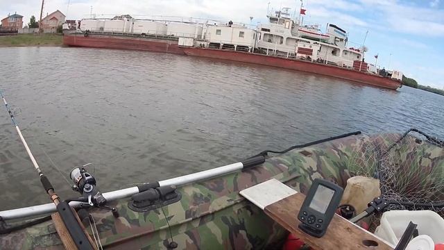 Обзор рыбных мест р. Иртыш г. Омск (4К) 11.06.2021 г. №26 Рыбалка спиннингом, троллинг в зат. БУПа смотреть онлайн