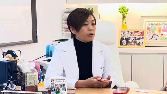 麥忻華｜整形外科專科｜乳癌手術後的重建乳房手術｜身體那一個部份可以幫手作重建￼乳房｜太瘦可以嗎｜健康治療系列 смотреть онлайн