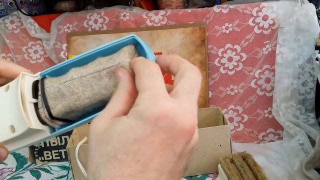 Назад в СССР (№ 8) . Электрощётка - пылесос " ВЕТЕРОК - 3 " . Жора Минский . смотреть онлайн
