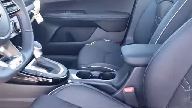 2021 Kia FORTE GT-Line смотреть онлайн