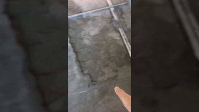 Как быстро сделать черновую стяжку пола смотреть онлайн