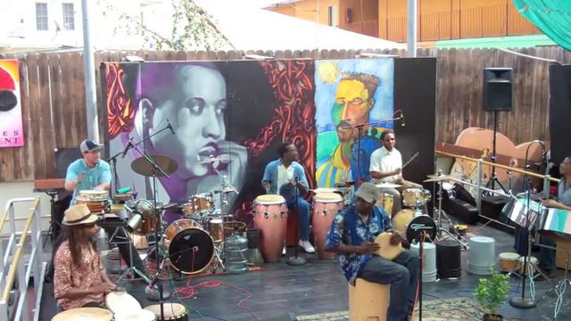 Dance of Doumbek, Darbuka, Djembe смотреть онлайн