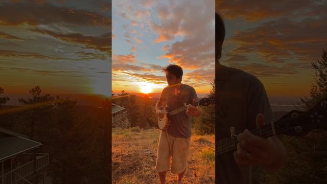 Amazing Thursday sunrise over Boulder, Colorado - Clawhammer banjo смотреть онлайн