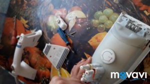 Утюг не греет, но лампочка горит.