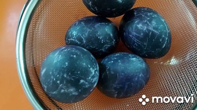 Красим яйца на Пасху. Хит 2023! смотреть онлайн